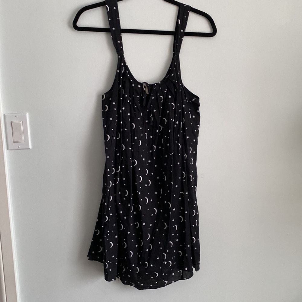KATE SPADE | moon and stars summer top